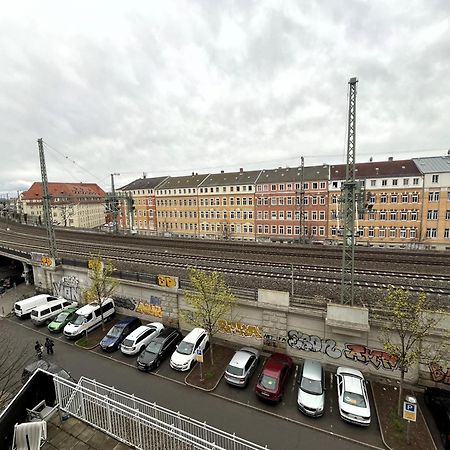Wohnperle Neustadt - Zentral, Kostenloser Parkplatz, Lift, Klimaanlage Дрезден Экстерьер фото